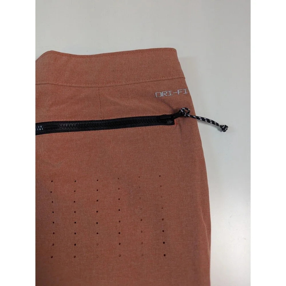Nike Swim Men's Size 28 Shorts NESSC515 Four-Way Stretch Packable, NWT
